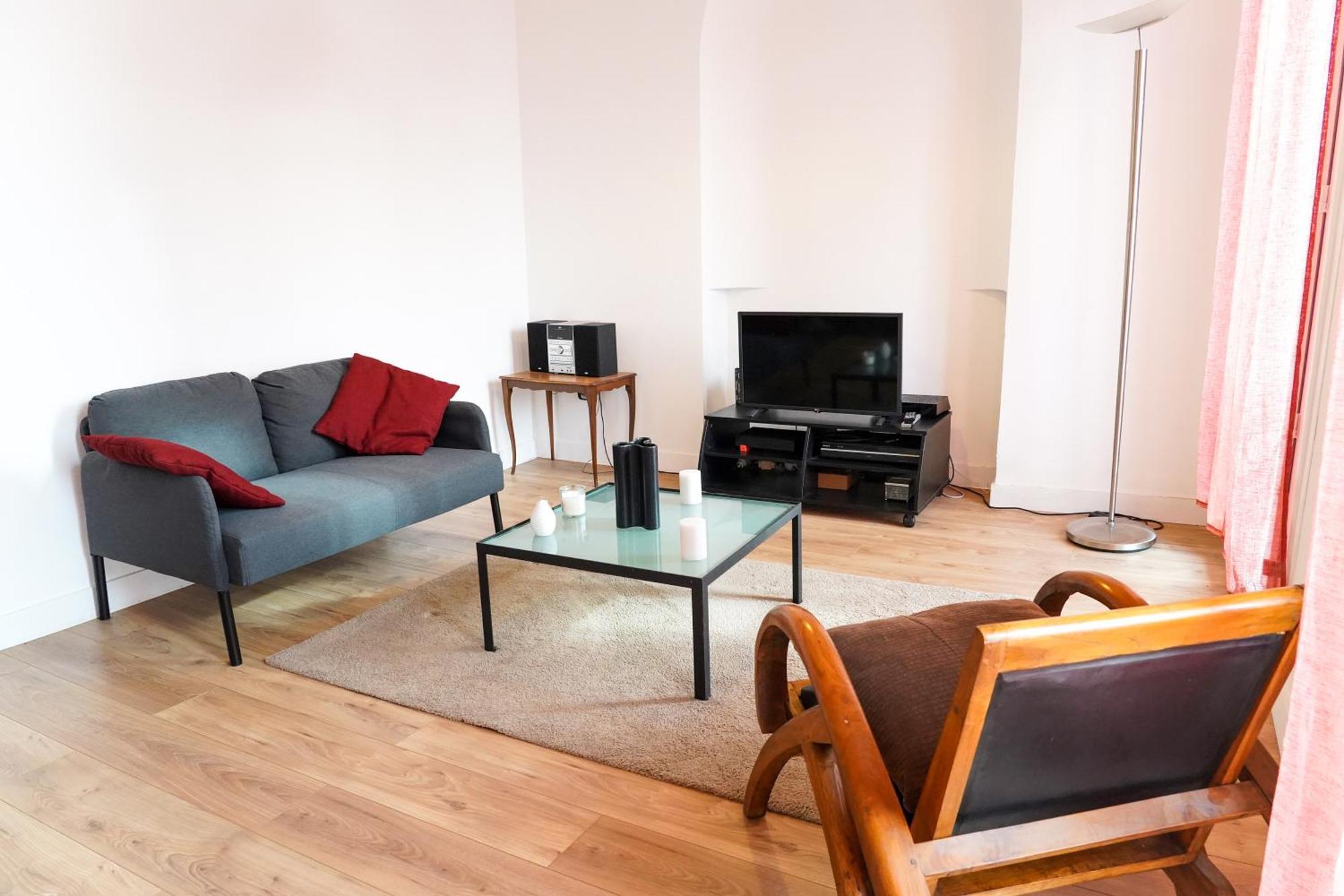 3 Pieces - Centre - Climatise Apartment *